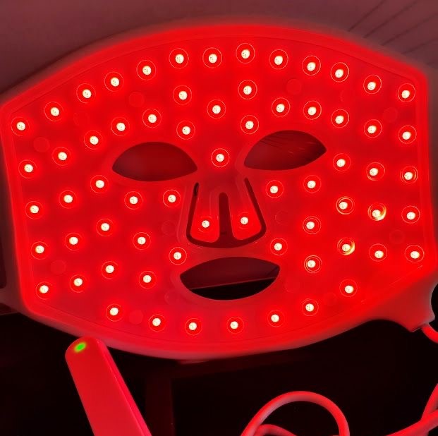 MASQUE LED ANTI - ÂGE / ANTI - ACNÉ "  LE PROFESSIONNEL "
